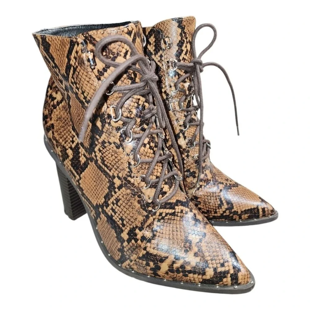 Wild Diva Snakeskin Ankle Boots Women 7 Brown Lace Up Block Heel Edgy Chic
